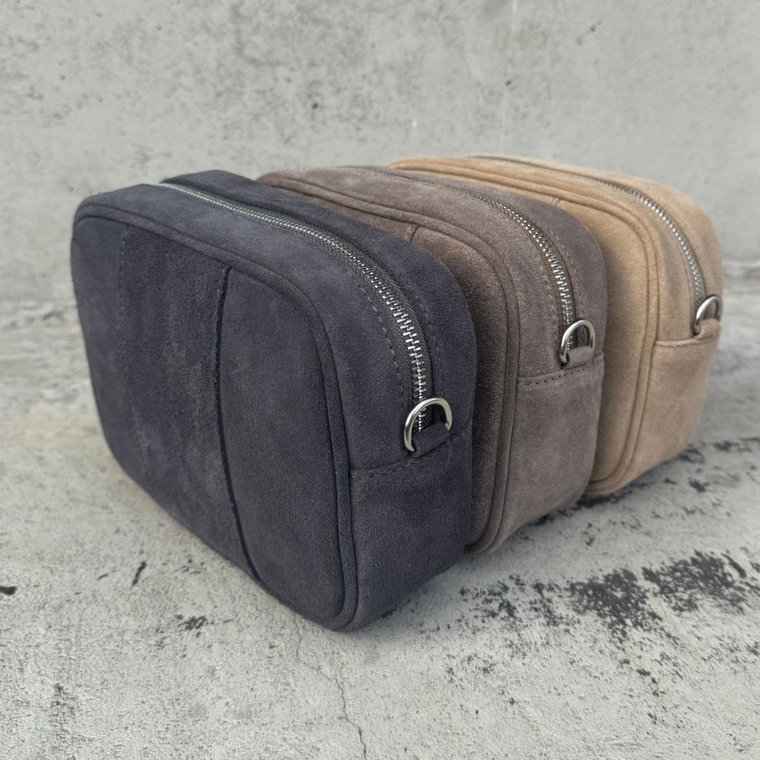 Crossbody tasche wildleder in dunkelgrau, dunkeltaupe und taupe